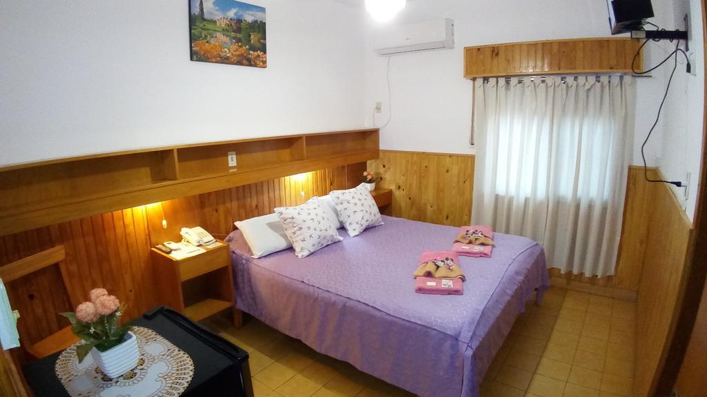 Hotel Ideal Монтекарло Екстериор снимка
