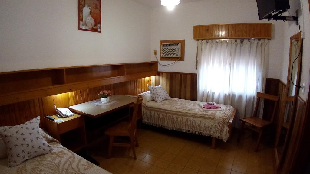 Hotel Ideal Монтекарло Екстериор снимка